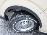 令和８年式希少９型モデルアースカラーパッケージ２８００ディーゼル４WDカスタム車両入庫！新品オリジナルフロントバンパー新品カリフォルニア１６インチアルミ新品オリジナルシートカバーベットＫＩＴ装着済み