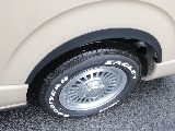 令和８年式希少９型モデルアースカラーパッケージ２８００ディーゼル４WDカスタム車両入庫！新品オリジナルフロントバンパー新品カリフォルニア１６インチアルミ新品オリジナルシートカバーベットＫＩＴ装着済み