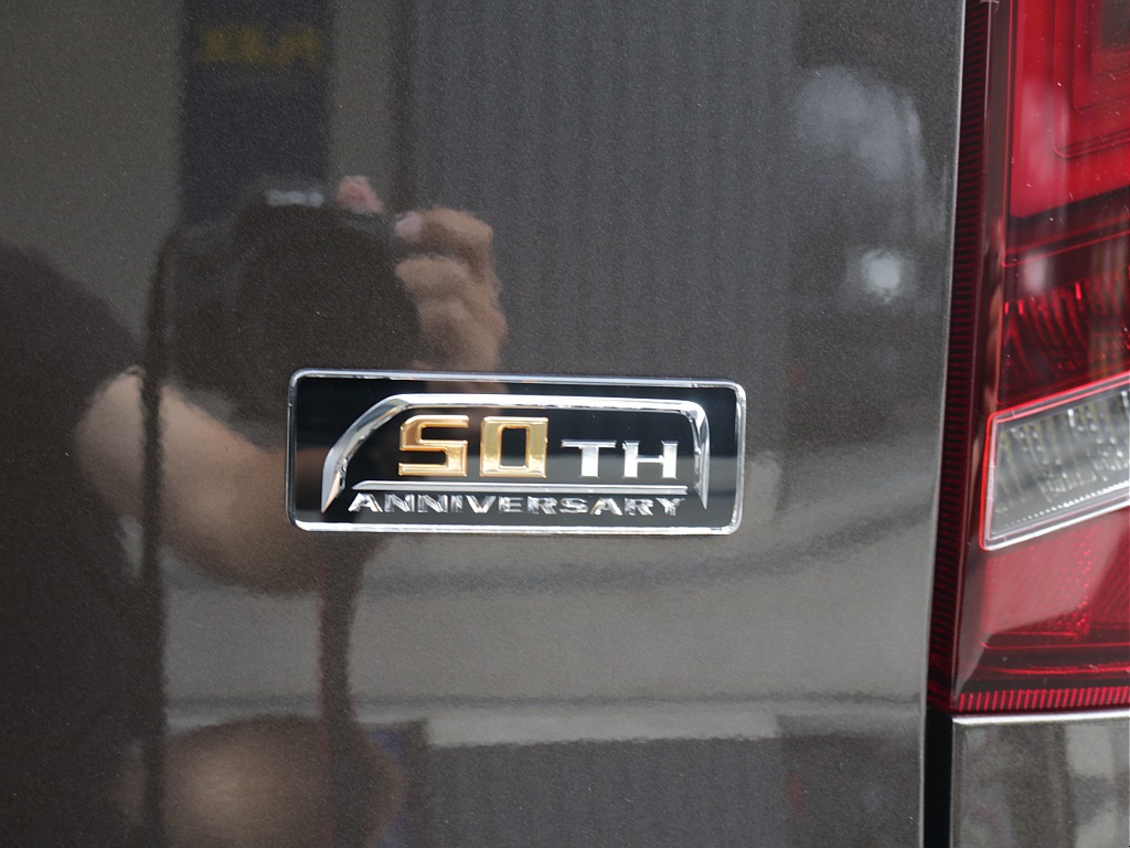 廃盤カラー！令和１年式５０周年特別仕様車グラファイトメタリック入庫！アルパインＢＩＧ－Ｘ１１インチナビ装備！オリジナルパーツ多数装備済み！！