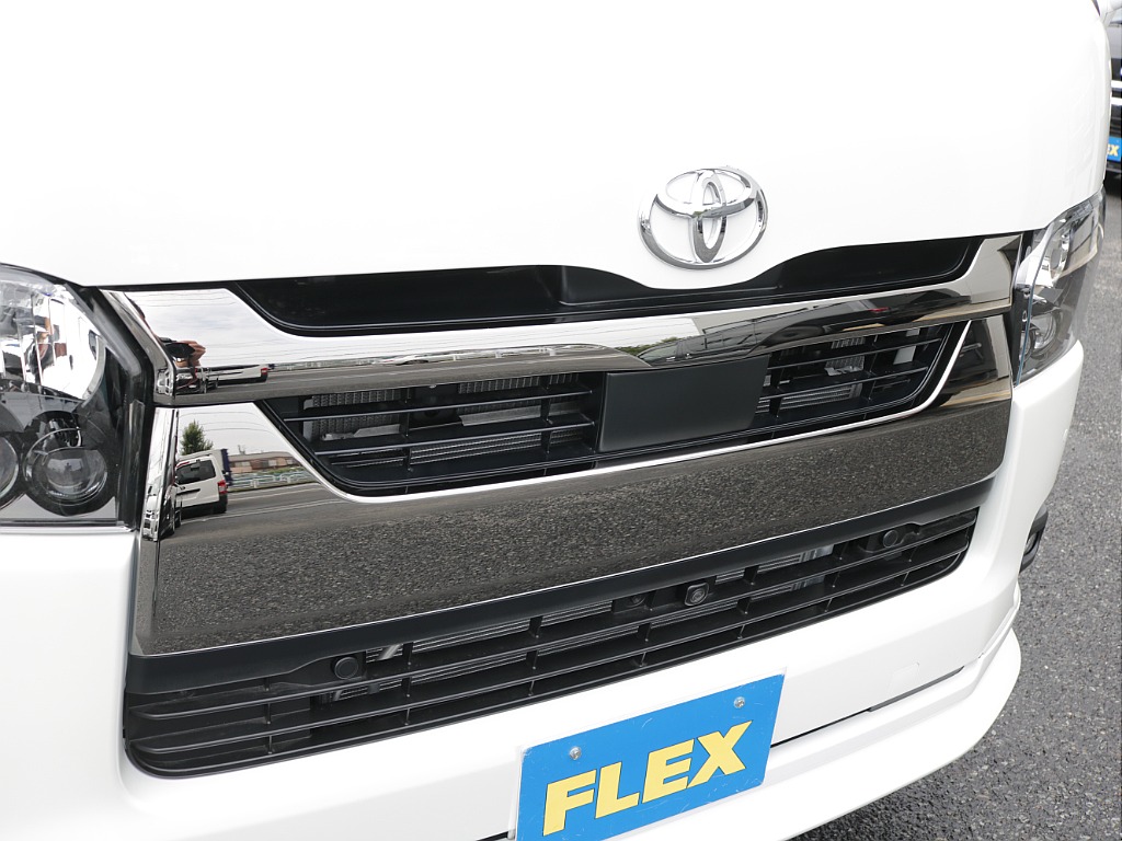令和８年式ハイエースＶダークプライムⅡ２０００ガソリン２ＷＤカスタム車両入庫！！アルパインＢＩＧ－Ｘ１１インチナビビルトインＥＴＣ２．０装備ＨＤＭＩソケット増設オリジナルベットＫＩＴ装着済み！！
