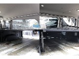 リア全面床張り施工済み＆新品カーメイトサイドバー装備済み！！