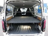 新車ハイエースＶスポーツパッケージ完成！ＥＳＳＥＸフロントスポイラーオリジナル１８インチアルミヨコハマパラダ１８インチタイヤオリジナルオーバーフェンダーオリジナルＬＥＤテール２インチローダウン済み