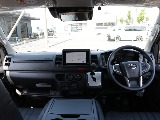 新車ハイエースＶ　ＤＸＧＬパッケージ２８００ディーゼルターボブラックスポーツパッケージ完成！！ＥＳＳＥＸフロントスポイラーオリジナル１７インチアルミナスカー１７インチタイヤ２インチダウンベット装備！！
