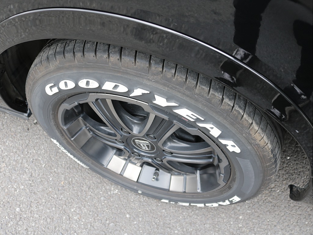 平成３０年式ワゴンＧＬ４ＷＤ２７００ガソリンオリジナルＶｅｒ１シートアレンジ施工済み新品オリジナルフロントスポイラー新品オリジナルオーバーフェンダーオリジナル１７インチアルミパイオニアトリプルナビ装備