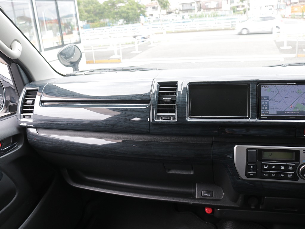 平成３０年式ワゴンＧＬ４ＷＤ２７００ガソリンオリジナルＶｅｒ１シートアレンジ施工済み新品オリジナルフロントスポイラー新品オリジナルオーバーフェンダーオリジナル１７インチアルミパイオニアトリプルナビ装備