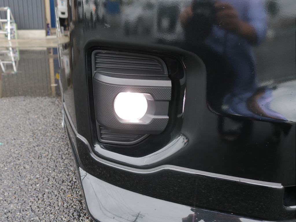 令和６年式ファインテックツアラー２７００ガソリン２WDカスタム車両入庫！！豪華キャプテンシート搭載大画面アルパインＢＩＧ－Ｘ１１インチナビアルパイン１２．８フリップダウンモニター装備済み！！