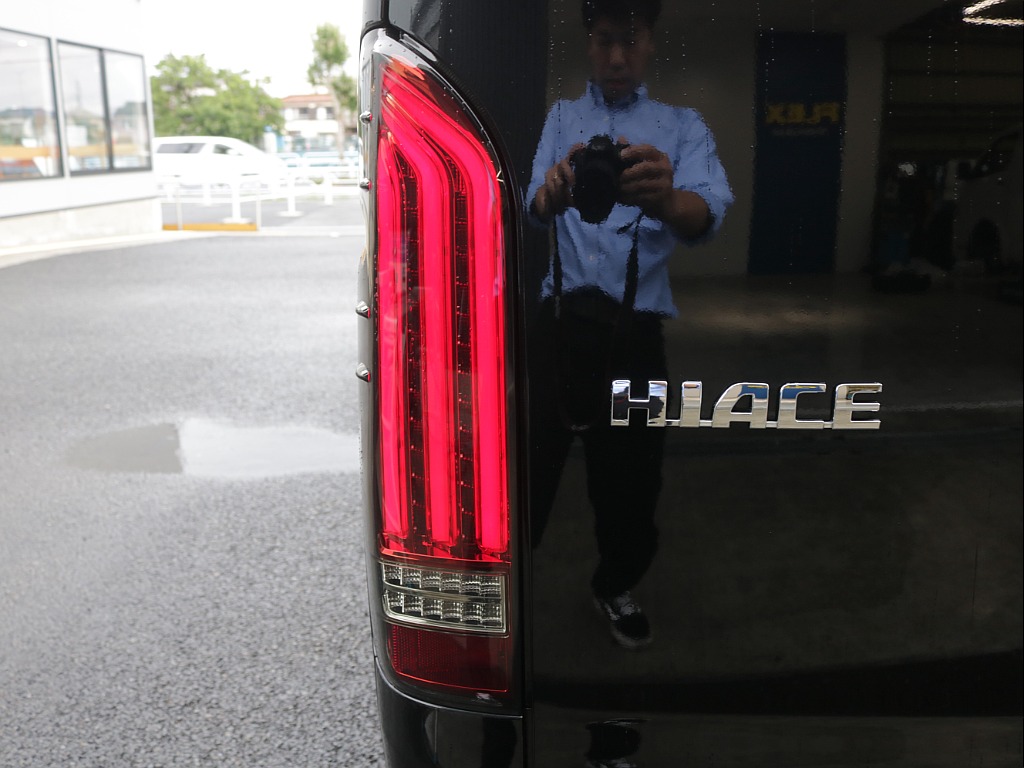 令和６年式ファインテックツアラー２７００ガソリン２WDカスタム車両入庫！！豪華キャプテンシート搭載大画面アルパインＢＩＧ－Ｘ１１インチナビアルパイン１２．８フリップダウンモニター装備済み！！