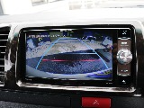 平成３０年式ダークプライムＶ２８００ディーゼル４ＷＤカスタム車両入庫！オリジナル１７インチアルミ１インチローダウンオリジナルＬＥＤテールライトリア全面床張り施工済み跳ね上げベットＫＩＴパイオニアナビ