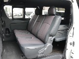 平成３０年式ダークプライムＶ２８００ディーゼル４ＷＤカスタム車両入庫！オリジナル１７インチアルミ１インチローダウンオリジナルＬＥＤテールライトリア全面床張り施工済み跳ね上げベットＫＩＴパイオニアナビ