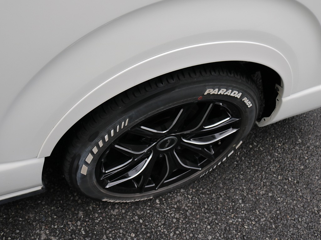 令和５年式ワゴンＧＬ４ＷＤアレンジＡＳシートアレンジ施工車両入庫！！大画面アルパインＢＩＧ－Ｘツインナビパッケージ装備！オリジナル１８インチアルミ１．５インチローダウン施工４１５コブラボンネット装備！