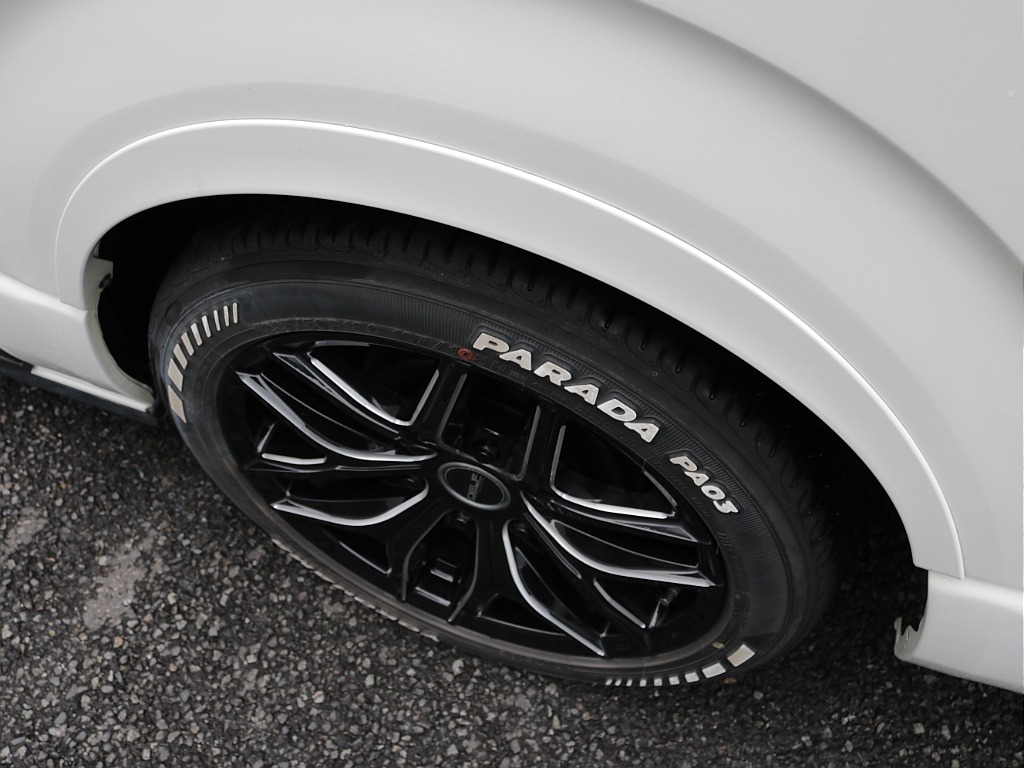 令和５年式ワゴンＧＬ４ＷＤアレンジＡＳシートアレンジ施工車両入庫！！大画面アルパインＢＩＧ－Ｘツインナビパッケージ装備！オリジナル１８インチアルミ１．５インチローダウン施工４１５コブラボンネット装備！