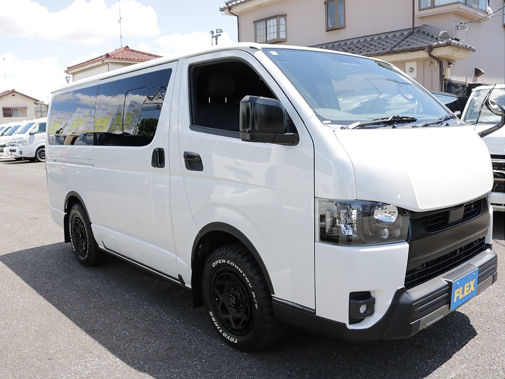 令和7年式ハイエースバンダークプライムⅡ2800ディーゼル4WDターボ！新品オリジナルテール！オリジナルパーツ多数装備！