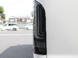 令和５年式ハイエースＶダークプライムⅡブラックエディション完成！新品オリジナルフロントバンパー新品オリジナルオーバーフェンダー新品オリジナルＬＥＤテールライト社外１６インチアルミナスカー１６インチ装備