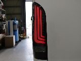 令和５年式ハイエースＶダークプライムⅡブラックエディション完成！新品オリジナルフロントバンパー新品オリジナルオーバーフェンダー新品オリジナルＬＥＤテールライト社外１６インチアルミナスカー１６インチ装備