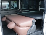 令和５年式ハイエースＶダークプライムⅡブラックエディション完成！新品オリジナルフロントバンパー新品オリジナルオーバーフェンダー新品オリジナルＬＥＤテールライト社外１６インチアルミナスカー１６インチ装備