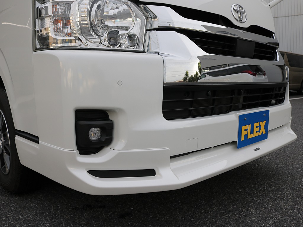 令和５年式ハイエースＶスーパーロング２８００ディーゼル４ＷＤ入庫！モデリスタフロントスポイラー純正１５インチアルミフロントセカンドシートスーパーＧＬ用に交換済みケンウッド９インチＳＤナビＥＴＣ２．０