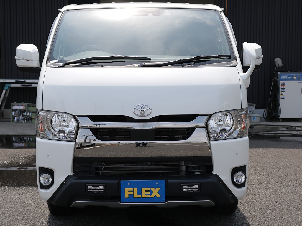 令和２年式ダークプライムⅡ２８００ディーゼル４WDカスタム車両入庫！新品オリジナル１６インチアルミ！ＴＲＤパーツ多数装備済み！！