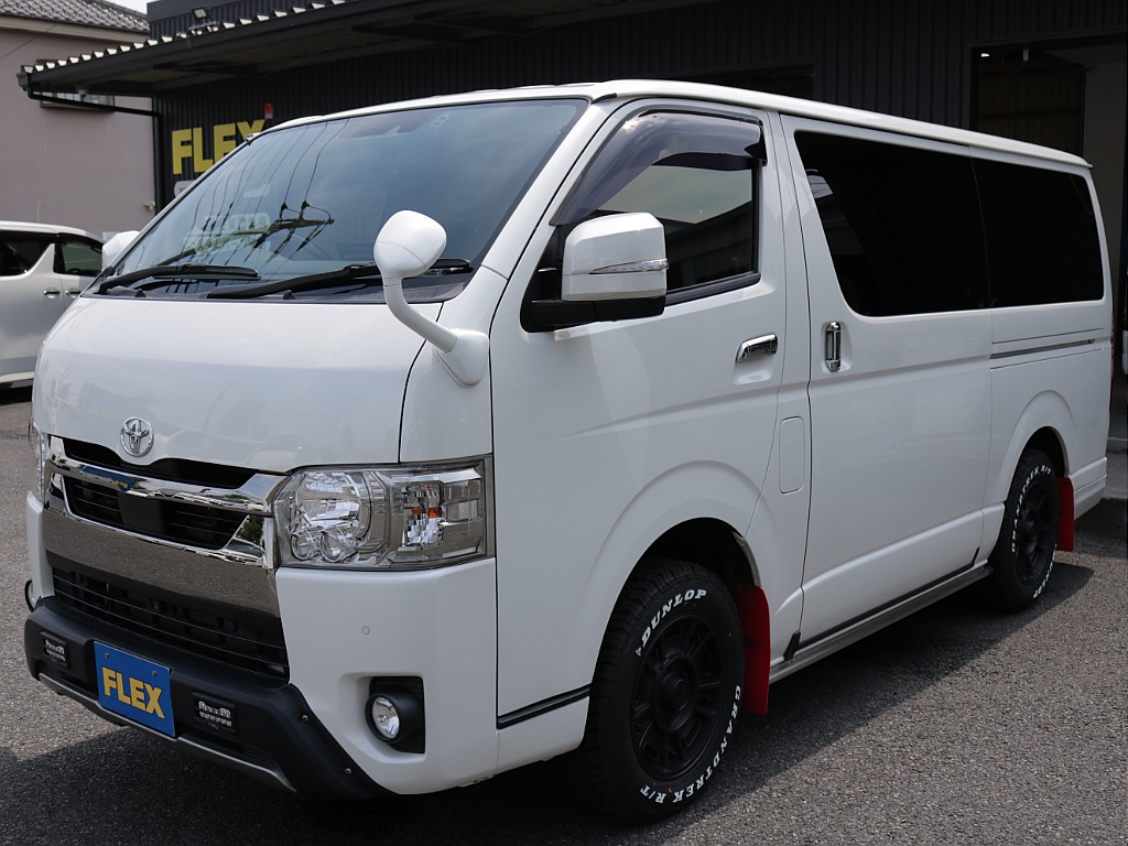 令和２年式ダークプライムⅡ２８００ディーゼル４WDカスタム車両入庫！新品オリジナル１６インチアルミ！ＴＲＤパーツ多数装備済み！！