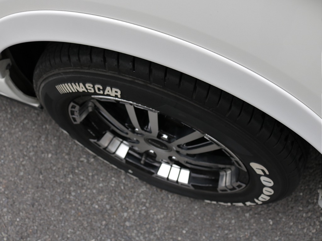 令和５年式ワゴンＧＬ４ＷＤリラクシングシートアレンジ車両入庫！！大画面アルパインＢＩＧ－Ｘ１１インチナビアルパイン１２．８フリップダウンモニター装備オリジナル１７インチアルミ１インチローダウン済み！