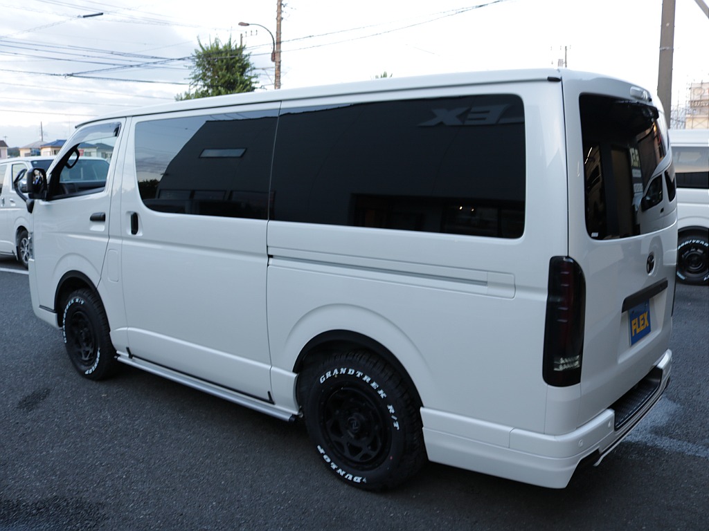トヨタ&nbsp;ハイエースバン&nbsp;5D2.8DTスーパーGLダークプライムⅡL 4WD&nbsp;&nbsp;東京都の詳細画像&nbsp;その10