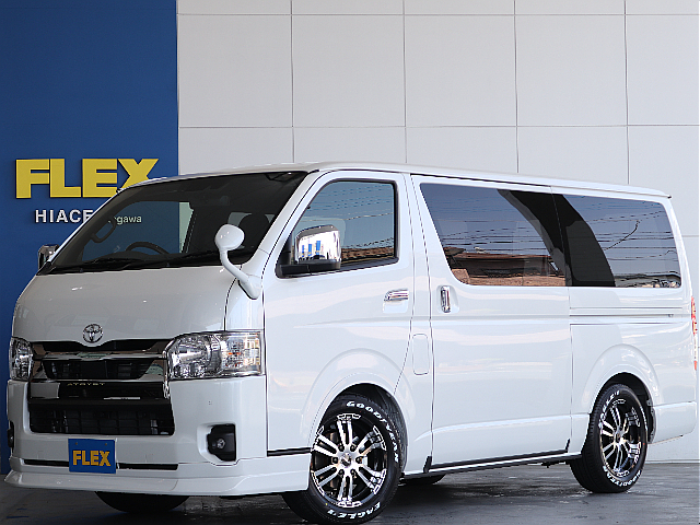 新車ハイエースS-GLダークプライムⅡディーゼルターボ４WD人気のパーツをインストールしたスタンダードなパッケージが入庫しました！！