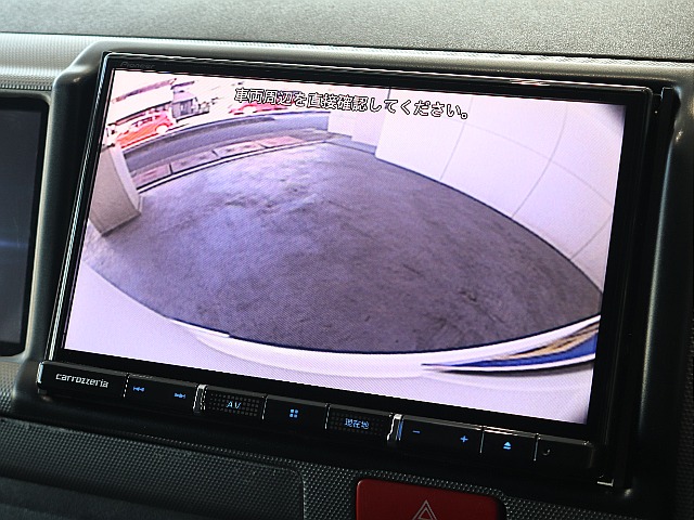 バックカメラが装着されており安心して駐車することが可能です♪♪