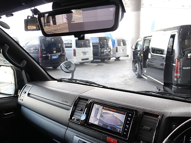 バックカメラが装着されており安心して駐車することができます☆