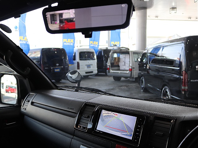 バックカメラが装着されており安心して駐車することができます☆