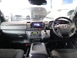 トヨタ ハイエースバン 5D2.8DTスーパーGLダークプライムⅡL 4WD  埼玉県の詳細画像 その2