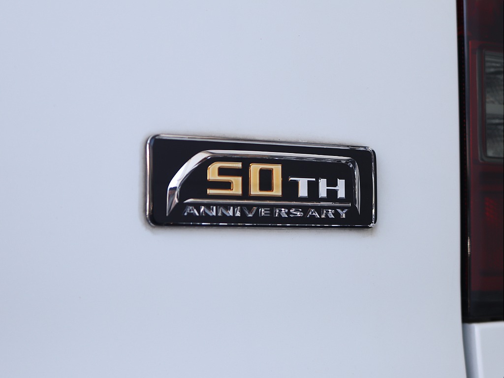 トヨタ ハイエースバン 5D2.8DTスーパーGL 50TH ANV LTD L 4WD  埼玉県の詳細画像 その18