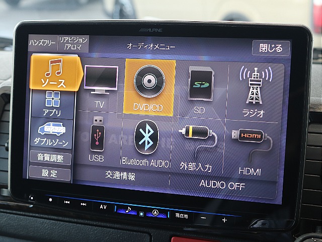 BluetoothやCD、DVD、TVなど使用可能で走行中も快適に過ごせます！！