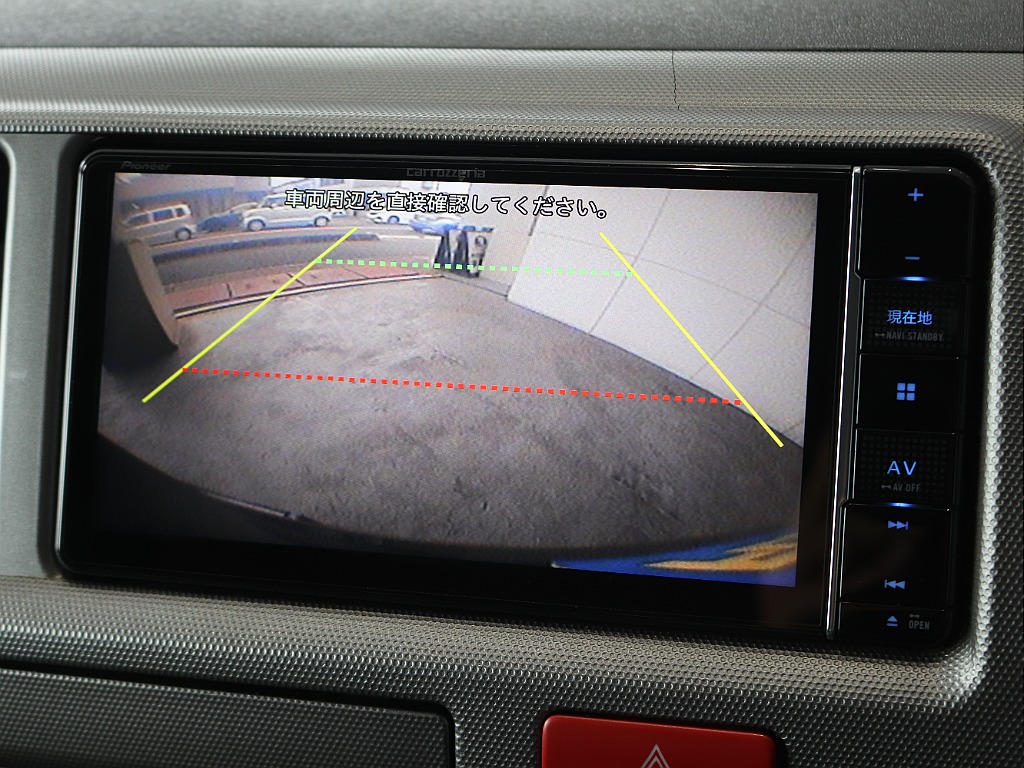 バックカメラが装着されており安心して駐車することが可能です♪♪