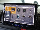 BluetoothやCD、TVなど使用可能で運転中も快適に過ごせます！！