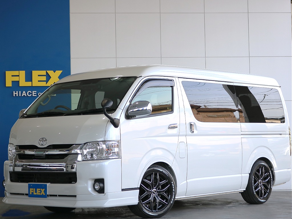 【厳選仕入中古車】ハイエースワゴンガソリン2WDパールホワイトにゼロワゴンベッド搭載でカスタム多数装着のお車入庫致しました☆☆