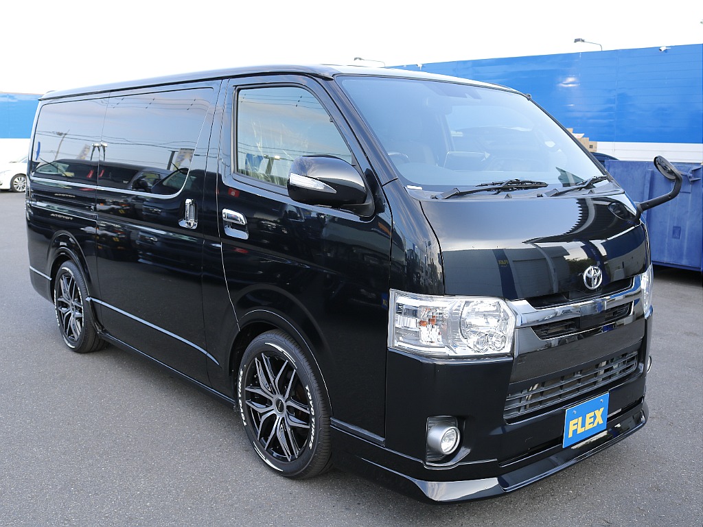 茨城県つくば市にハイエース専門の新車・中古車の展示場を展開！人気のグレード・年式をその場で見比べられます♪皆様のご来場、お問合せを心よりお待ちしております☆