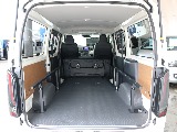 バン特有の荷室の広さがあります！！