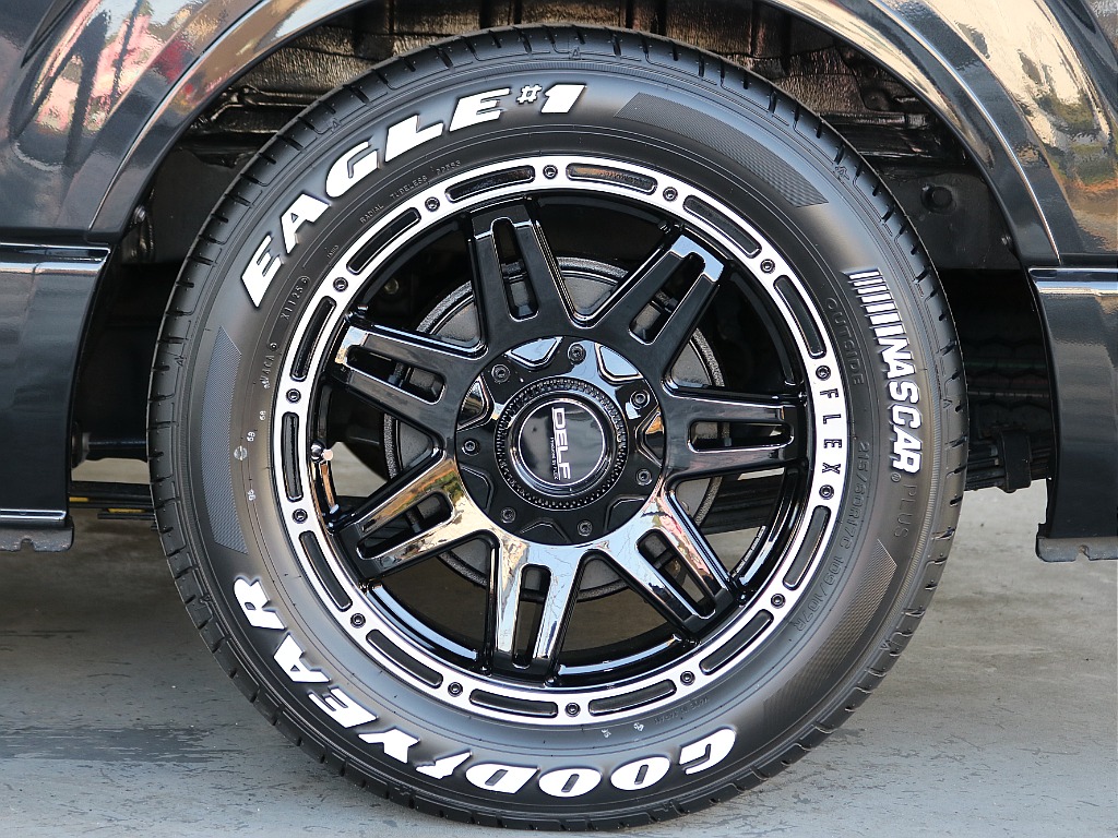 オリジナルのデルフ04・17インチAWにナスカータイヤを組み合わせました！