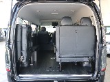片側だけの跳ね上げも可能なので長尺の物も積載できます☆