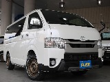 オリジナルのT-フォースフロントスポイラーが装着されております！