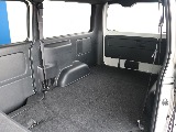 荷室内は傷が少なくきれいな状態になります♪