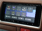 カロッツェリア7インチナビが装着されております！