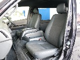 特別仕様車専用のハーフレザーシートです！