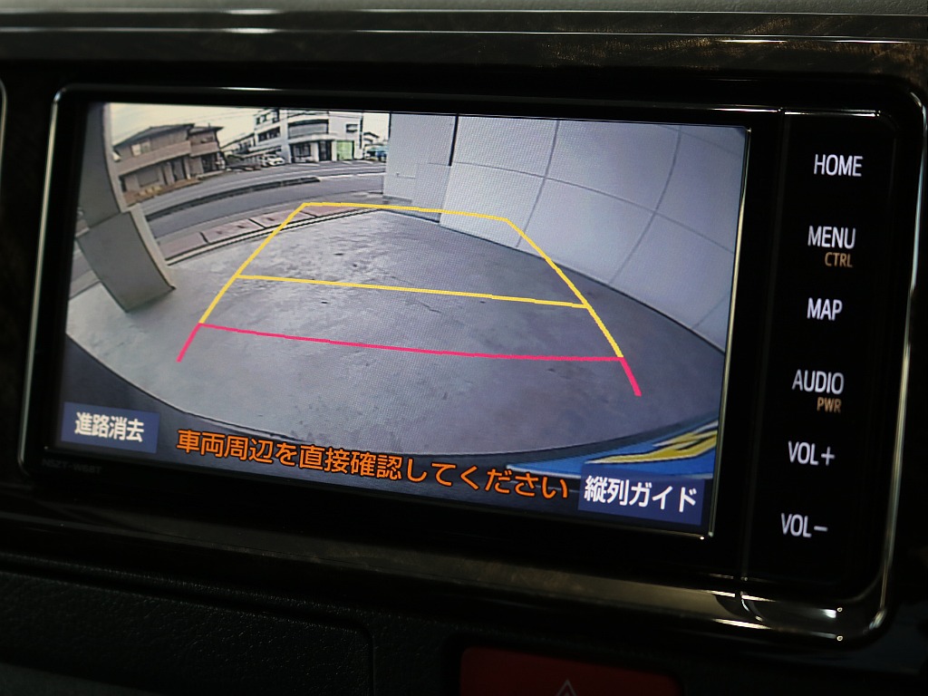バックカメラ装着済みなので後退時も安心です！！