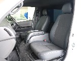 特別仕様車なのでハーフレザーシートになっています！