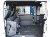 セカンドシートは跳ね上げ可能です☆☆