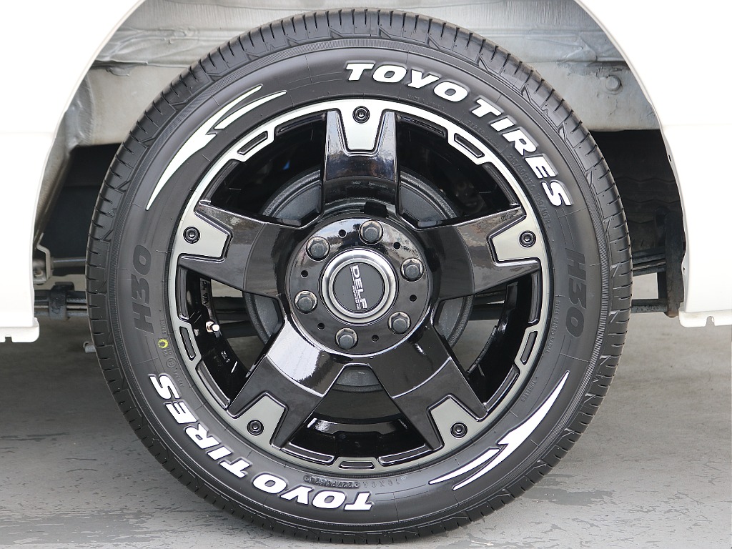 Delf03・17インチにTOYO・H30の組み合わせになっております☆☆