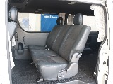 セカンドシートも特別仕様車限定のハーフレザーシートです♪