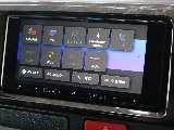 カロッツェリア7インチナビが装着されております♪
