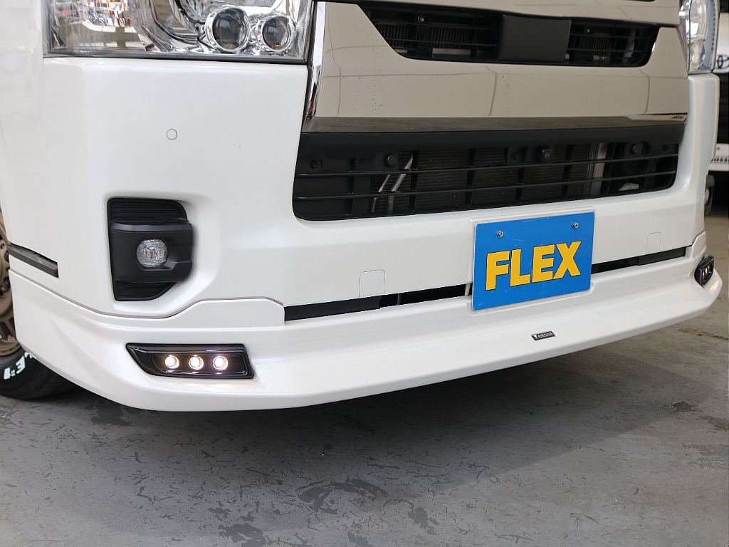 モデリスタフロントスポイラー装着済みでLEDデイライト付きになります！！