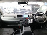 ワイドボディなので広々とした内装にないっています！